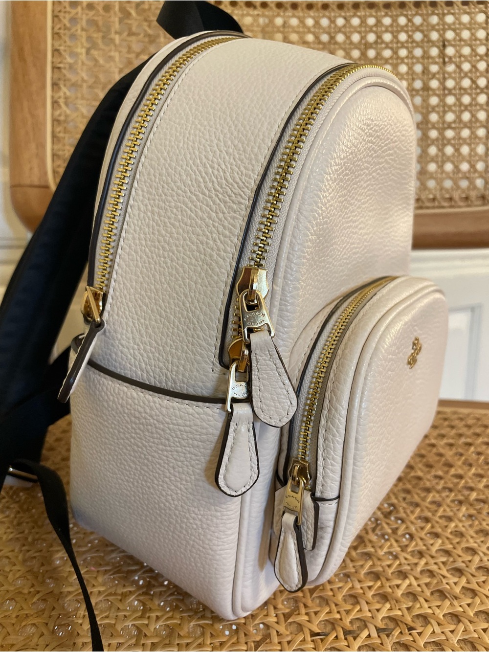 COACH, LIKE NEW Cream Pebble Leather Mini Court Backpack Bag - Picture 3 of 13